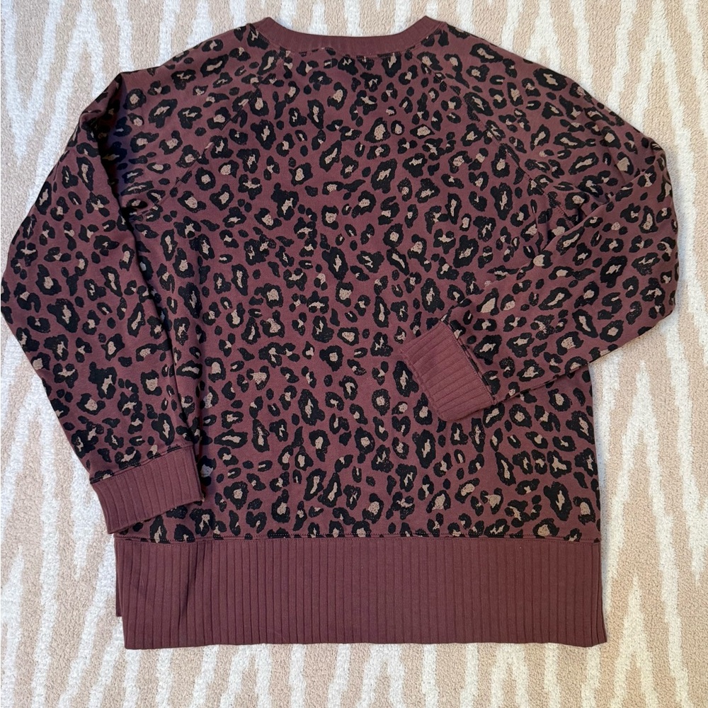 Willowsoft Leopard Print Tunic Sweatshirt - Picture 4 of 6
